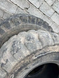 تايرات شفل 80كدام العين الحجم 20-5-25اتصل وتدلل07705281290@07828365356