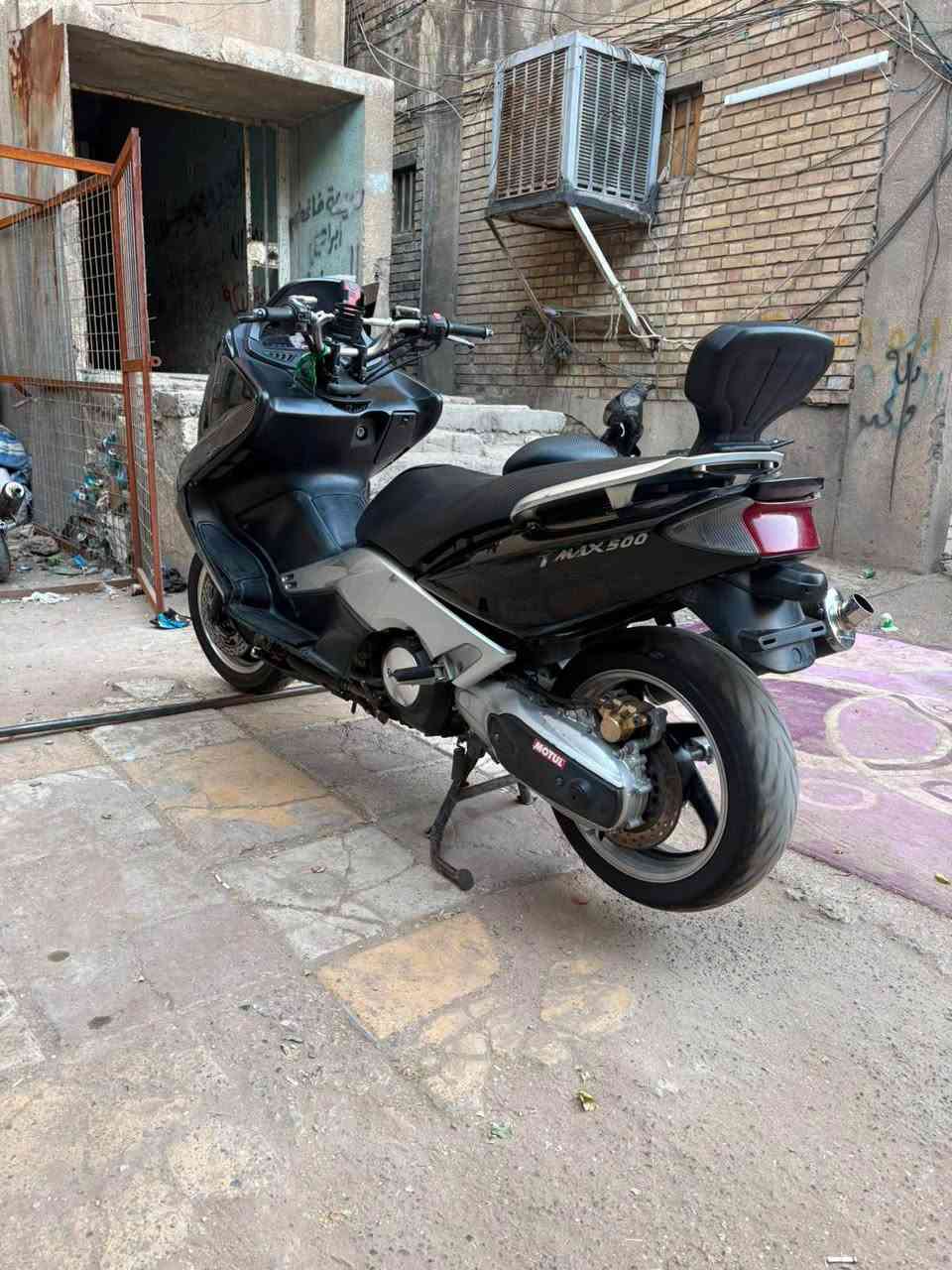 تي ماكس موديل 2007
عليها ادامة عامة 
رايدها ب13 وبيها مجال 
*********** بغداد, العراق
