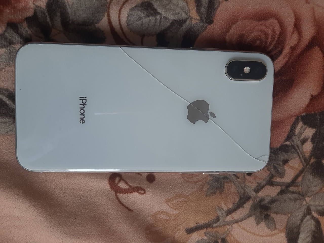 السلام عليكم جهاز للبيع فطر عالشاشه الذاكره 256 هذا الرقم ***********
