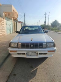 محرك ٢٥٠٠ الماني • جاهزة ومجهزة • ورقه بيع