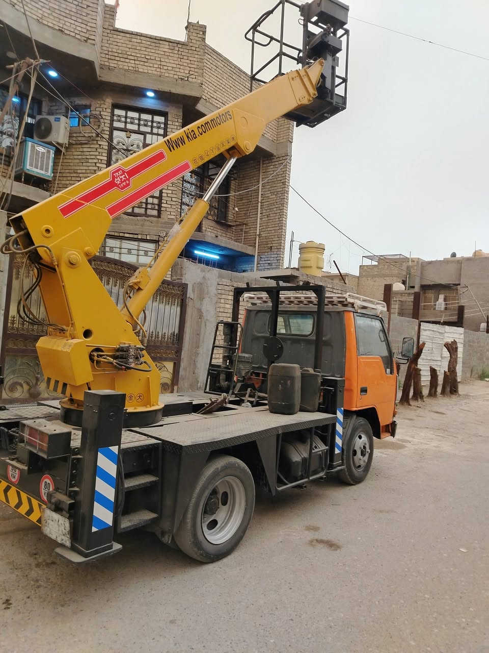 باسكت للبيع ١٢ متر تحكم فوك وجوه
رقم بصره دولي الجديد جاهزه للعمل
بسمي تحويل مباشر السعر ١٢٠
***********
