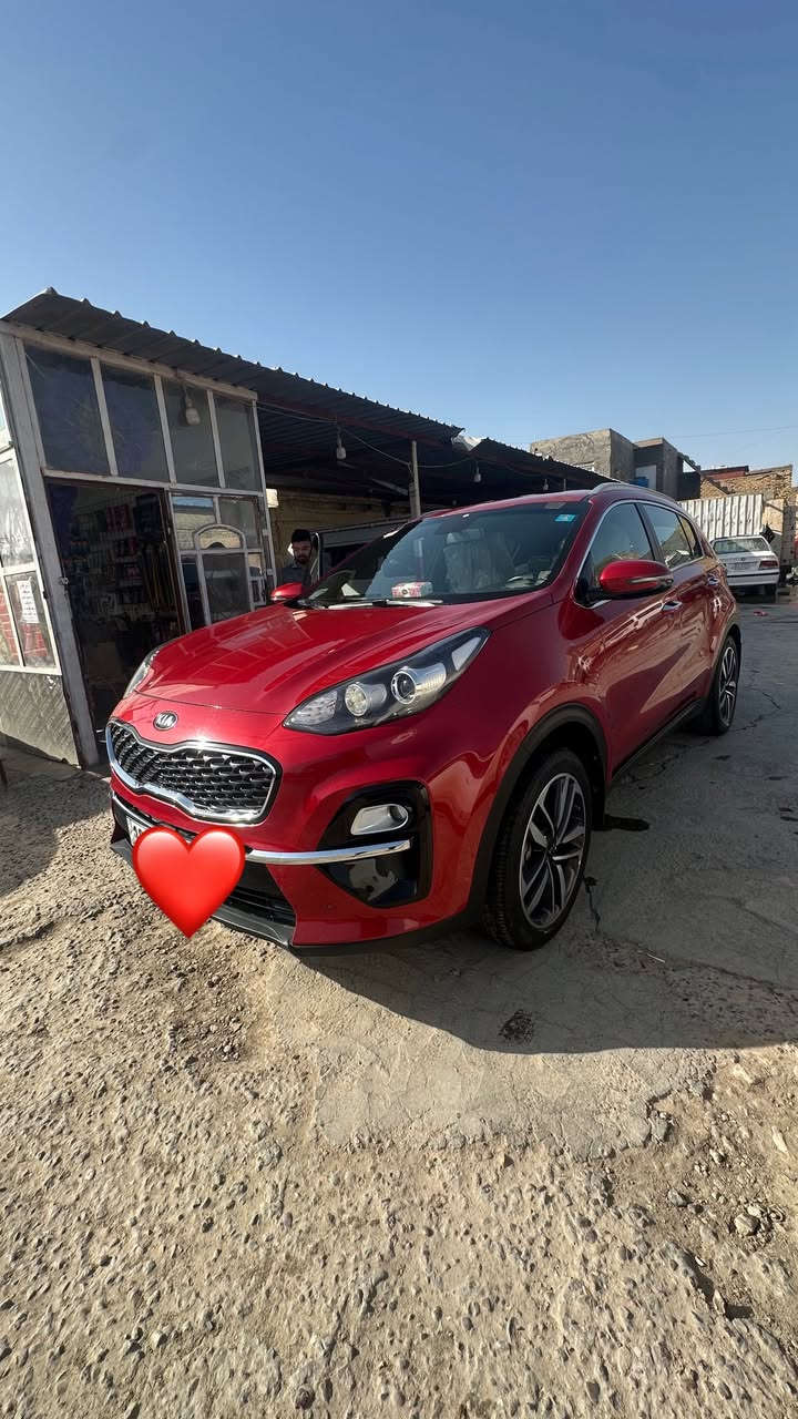 سلام عليكم
سبورتج 2020 خليجي 
كفالة ✅عدا رصعات بسيطة 3
ماشية km 60500 قابلة للزيادة 
 مواصفات 
تحكم ستيرن جهتين 
 اشارة بل مري +مري شفط 
حساسات امامي  خلفي  +3وضعيات قيادة 
شادله  شاشة تاب 
كرسي سايق كهرباء 
تبريد قطعتين 
وياهة 2سويج 
ماخذه زيرو على ايدي 
رقم  بابل باسمي تحويل مباشر ✅
رقم انكليزي هزة جديدة  
مكاني بابل 
استفسار 
***********
سعر  1️⃣9️⃣0️⃣
وبيه مجال بسيط
