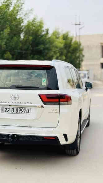 لاندكروز VX لمتدد ساز اصل مكفوله كفاله عامه 2023 كشنات جلد وكهرباء وحار وبارد  5 كامرات صندوق كهرباء سايد بريك بصمه واير لس سياره واحد / واحد ماشيه 28 سعر 728 بيها مجال ***********
