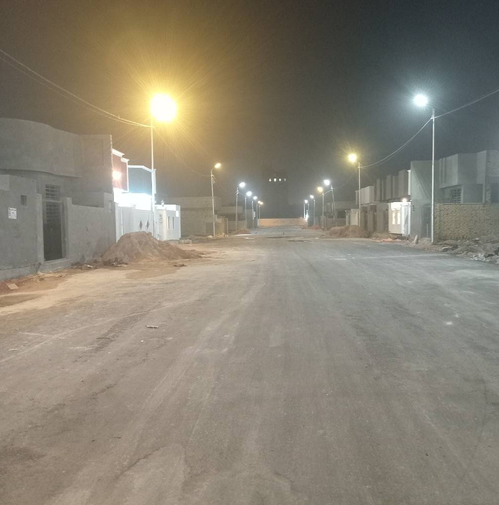 ١٥٠متر غرفتين وصاله ومطبخ وستقبال وحمامات داخليه وخارجيه العنوان نجف الاشرف مقابيل قريه القدير عمود ٢٨٢مقابل مكتب التساهل ***********اتساب بناء حديث غير مسكون بناء حديث وخدمات مرتبه تبليط للباب ماء كهرباء موقعه حلو السعر ٥٠ غفل بدون عمله النجف, العراق
