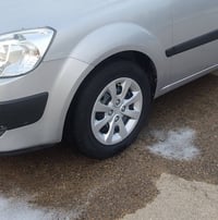 للبيع تخم كبات كيا ريو حجم 14   ب 50  07844406788