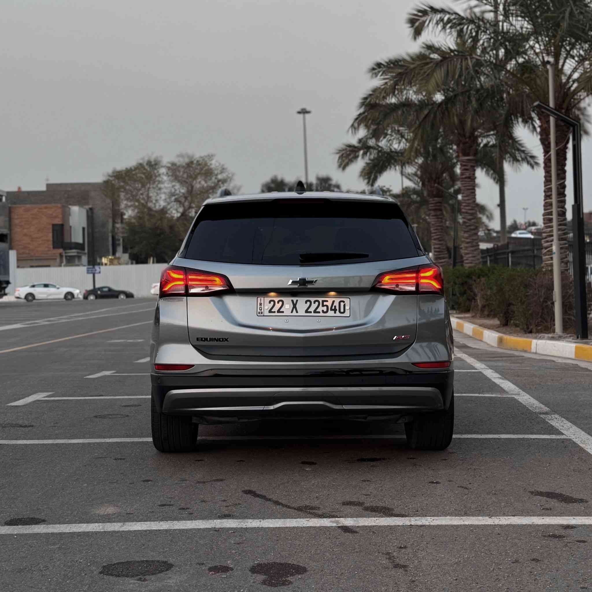 ايكونكسRS 2024 زيروو ماشية 2 (الفين فقط )
قبل يومين دخلت ترقمت اربيل ب اسمي 
فول مواصفات عدا الفتحة 

حادث قطعه وحده صبغ فقط باقي الكشر كله مكفول (صور الحادث بالمنشور وعندي بيها سونار ) 

‏‎- كشنات جلد - رادرات ٣٦٠ امامي خلفي وجانبي - صندوق كهرباء - تشغيل عن بعد -  اوتو بريك - تحديد مسار (القياده الذاتيه ) - نقاط عمياء - تدفئة كشنات - كشن كهرباء - قطعتين تبريد  - حساسات خلفية + امامية - داتا شو - مانع تصادم - بصمة تشغيل + ابواب + صندوك - اوتو ستوب - قفل تلقائي - اضاءة العالي اوتو - سايد بريك بصمة - كروز سرعة - تحكمات ستيرن اربع اتجاهات - كار بلي واندرويد وايرلس - وبعد بيها هواي مواصفات .. 

‏‎السيارة جديدة بمعنى الكلمة وبالواقع بعد احلى وكلشي بيها ع وضع الشركة وجاهزة بدون اي نقص واي گلوب مامشتغل بالدشبول والنظافة ١٠٠٪؜ والداخل جديد   .. وكل التفاصيل مذكورة بالكامل  

السعر 189 وبيها مجال بسيط
مكاني بغداد   

*********** بي واتس اب
