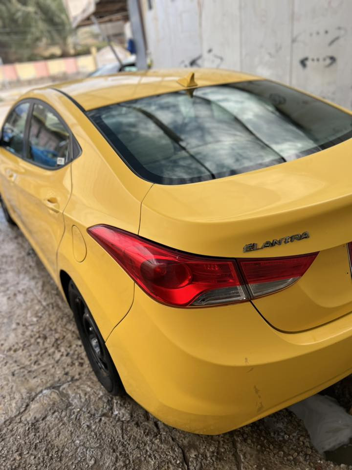 سلام عليكم النترا 2013 وارد امريكي السياره جاهزه مكينه كير حداديه تربيدثلج السياره ب اسمي شخصيآ مكاني الديوانيه ***********
