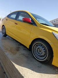 كسنت البيع مديل 12 سعر 80 وبيه مجال 07815450294