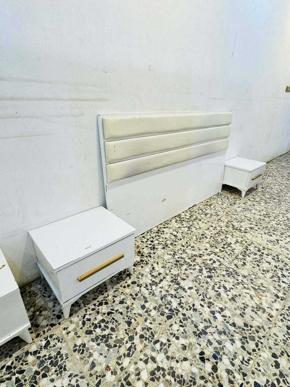 يالله غرفه نوم تركيه 5 قطع  سعرهه 275الف نجف


**إذا كنت صاحب هذا الإعلان وتريد حذفه لأي سبب، رجاءا أرسل رسالة إلى الدعم الفني**