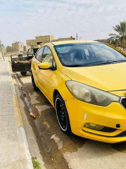 السلام عليكم سيراتو 2016 جاهزه رقم مثنى سنويه جديده سياره بيها تجيه خفيفه مراوس أو بيع سعر ٨٤ وبيه مجال حك جيه مكان سماوه ***********
