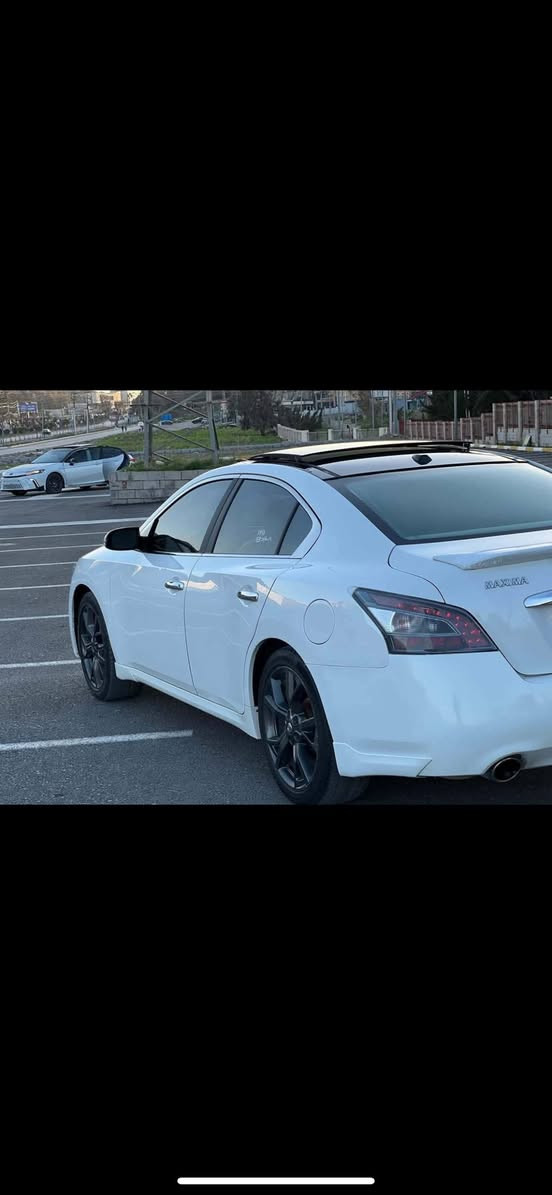 نیسان ماگزیما ۲۰۱۲قەپات قەپات مواسەفات پانۆڕا ما ناوزەرد کوشن تەبرید ساردو گەرم کوشن سیاحی وخەزن ومیمۆری ئاوێنەشەفت وکامێڕاو ئاوێنە ئۆتۆدەرگا بەسمە پەردەکارەبای وسێ گێڕو سوکان خەزن سەماحە بۆس و ٦سیدی مواسەفاتی فولە سەنەوی تا۲۰۳۱ تازەیە تحویل وغرامە بەشەرت گێڕوومەکینە بەشەرت گارەبای گشت گیانی بەشەرتە ۱پارچە سبوغ چاملغی دواوە لای سەکن  تعدیل و شوختی هیچ پێوە نیە سەیارەکە کەنەدیە
***********
***********
