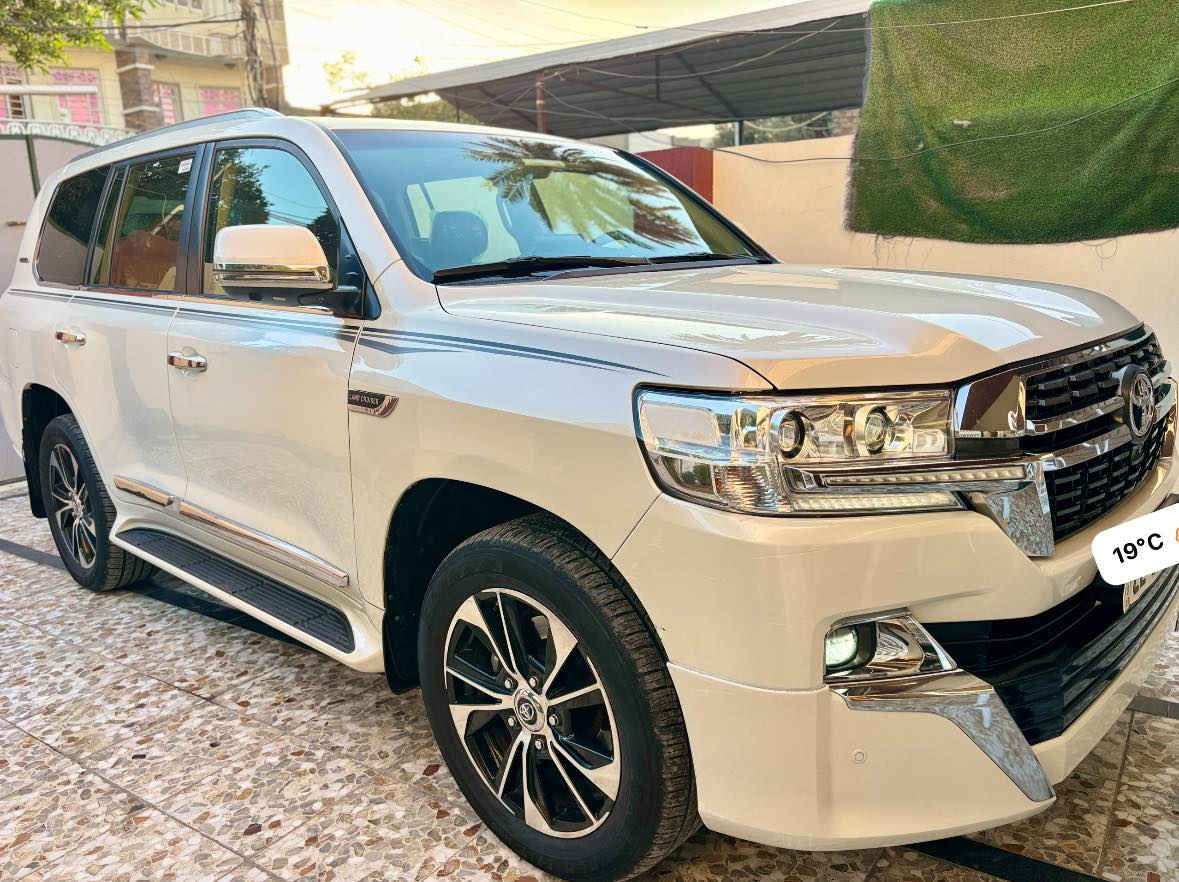 لاندكروز 2021 شركات ماشية 76 الف كيلو 
رقم اربيل السعر 475 ورقة  

مواصفات الشركات معروفة 
محرك 6 سلندر كشنات 2 كهرباء 
السيارة مكفولة من التبديل والبارد 
ملاحظة بيهة هلا الجاملغ الامامي شبرين صبغ اب مكانه بدون فتح وبدون حار فقط صبغ 
والباقي كلهة مكفول استخدام نضيف وماشية 76 الف كيلو حقيقي 

الموقع بغداد 
السعر 475 ورقة 

الاتصال على ***********
