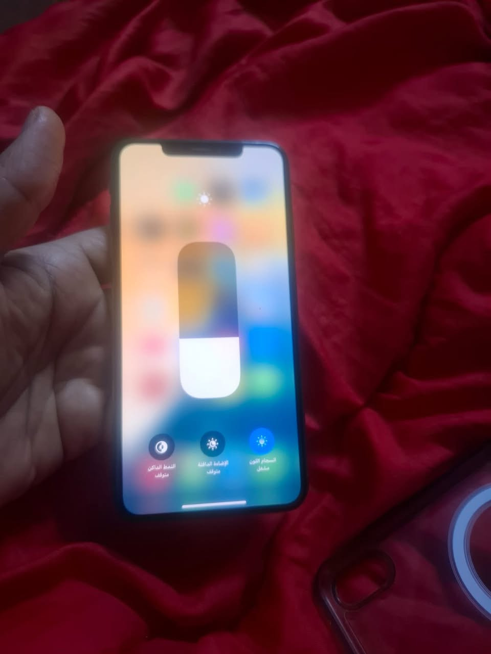 اكس أس ماكس
ذاكره256بطاريه100مبدل اصلي شحنه يوم كامل فقط ضهر تعبان 
   
الباقي كله شغال ع فحص 
كامرات  ✅اتصال ✅سيمكرت ✅وأي فأي
سيمكرت اتصال فرمته كله شغال بصمه    وجه✅ كله شغال 
الون الاذهبي
يرهم بيع او مراوس سعر 190 مجال كلش بسيط مكاني مدينه الصدر ماعندي توصيل ***********
