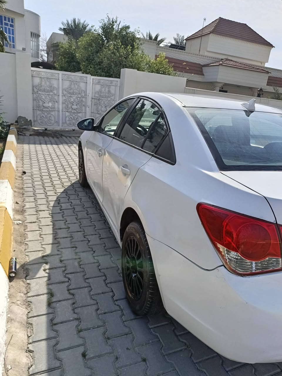 سلام عليكم سياره دايو لاستي موديل9 سياره بلاد بيها رشات صبغ سعر 55 وبيها مجال  حك جيا  مامتواجد علفيس هاذ رقمي ***********
