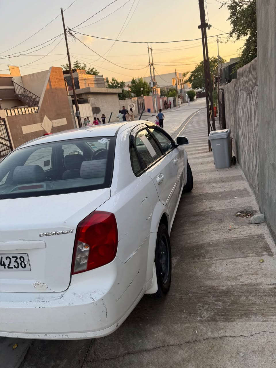 اوبترا موديل ٢٠١٠ كير اوتوا ابيض بيهً جاملغ تجاري حسب التقرير الموجود بيه بطاقه بانزين *********** كركوك, العراق
