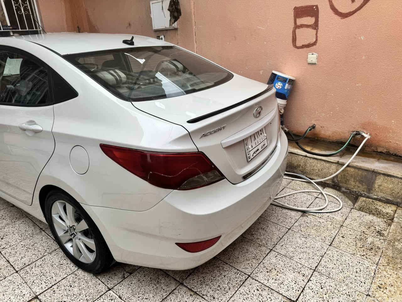 سلام عليكم اكسنت البيع أو مراوس 2016
ضررها جاملغ وبنيد
بيها منضومه زينون 
سياره نضيفه وحلوه بل وقع 
الاستفسار ***********
