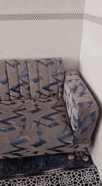 سلام عليكم للبيع تخم تسكام  نضيف مع البردات و المكان كربلاء اطوريجالسعر 250 قفل قفل🔒🔒 الرقم ***********
