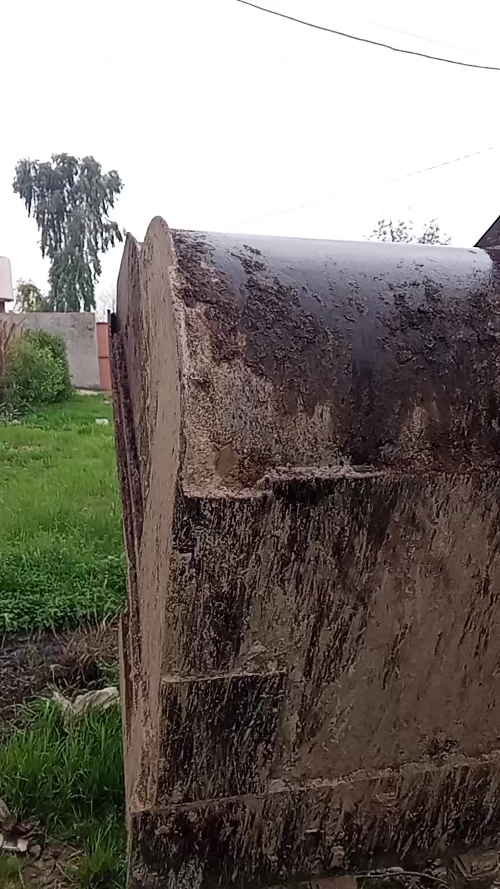 سلام عليكم عندي كيلا مال شفل فالفو حجم 90 للبيع نضيف ***********
