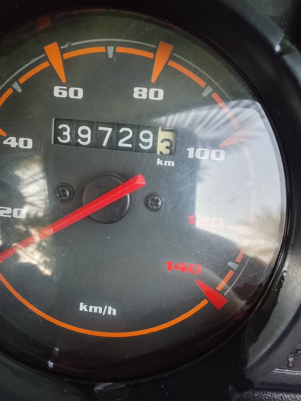 سلام عليكم موديل 21 مرقم بسمي مكينة مكفولة شرط سعر 1.700 وبيها مجال حك الجية للستفسار اكثر *********** متوفر وتساب أيضا
