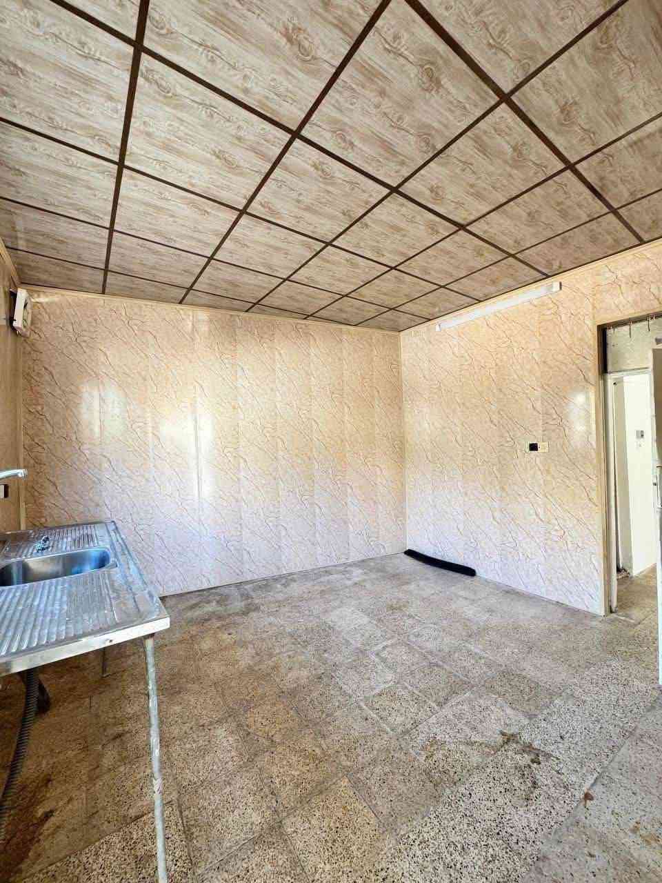 السلام عليكم

🏠 دار ركن للبيع

📍 الموقع: حي الحدباء الثانية
📐 المساحة: 130 متر
📏 الواجهة: 10 متر
🧭 الاتجاه: شروق ابتدائي
🏗 التصميم: طابق واحد
🛏 المحتويات:
 • غرفتين نوم
 • هول
 • مطبخ
 • صحيات

💰 السعر: 160 مليون

📌 دار ركن بموقع مميز، مناسبة للسكن

📞 للاستفسار:
***********
***********

📌 مكتب نقوش للاستثمار العقاري
نستقبل عروضاتكم في أغلب مناطق الجانب الأيسر

🔗 لمعرفة الأسعار انضموا لقناتنا على التلكرام:
https://t.me/nukosh97
