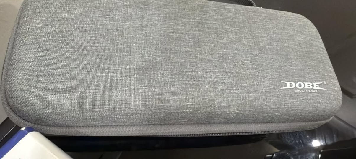 السلام عليكم
بلي ستيشن بورتال
Play station portal 

للبيع 
كامل الملحقات 
نضيف جدا 
لسقة شاشة و حافظة 
اللون الاسود 

السعر 275


**إذا كنت صاحب هذا الإعلان وتريد حذفه لأي سبب، رجاءا أرسل رسالة إلى الدعم الفني**