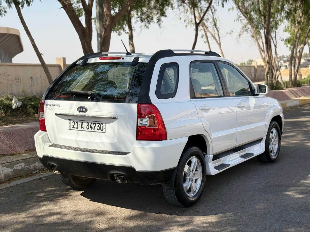سلام علیکم
کیا سبورتاج 
مودیل 2009
فوول مواصفات 
داخل اصفر
سقف سلايد
ABS
جام كهربائي 
مراية كهربائية 
حساس خلفي
بلوتوس
سيارة بدون صبغ بدون بارد بدون تعديل بدون حالوب بدون رصعة بدون شخط سيارة حيل حيل حلو بل باكيت
كير محرك تبريد تايرات تحويل غرامات كلة بشرط
محرك مامفتوح بدون صوت بخار
كير مامفتوح بدون عيب
سنوية رقم جديد لحد 2030
شرط تحويل غرامات
سيارة حيل حلوة ربع دينار مابيها مصرف
مكان كركوك 
سعر 119$
***********
*********** كركوك, العراق

