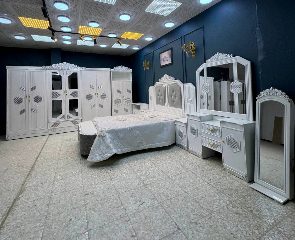 السعر // مليون و100

🔅تفاصيل الغرفة المرمري  ....

 خارج ٤ملم ام دي اف 🔺
وداخل صاج ٣ملم 
صبغ حراري  درجة اولى 


عدد القطع  ٧ قطع 😍
🔺1 //جرباية  قياس  ١٦٠ × ٢٠٠ 
🔺//ميز جانبي ايسر قياس ٥٠
🔺2// وميز  جانبي  قياس ٥٠
🔺3// زاوية ارتفاع مترين عرض ٨٠
🔺4// وميز بلازمه  
🔺5//وميز مراية ارتفاع مترين عرض ١٢٠
🔺6// وكنتور ٦ باب  ارتفاع مترين و١٥ طول ٣ متر و١٥

القطعه الثامنة حسب الطلب شازلون
سعرها ٥٠ الف ❤️

(توصيل مجاني مركز بغداد )
التوصيل يشمل الشد مجاني 🔥
(اطراف ٥٠)
باقي المحافضات حسب البعد
توصيل الجميع محافظات العراق 

الاحجز والاستفسار راسلو الصفحه