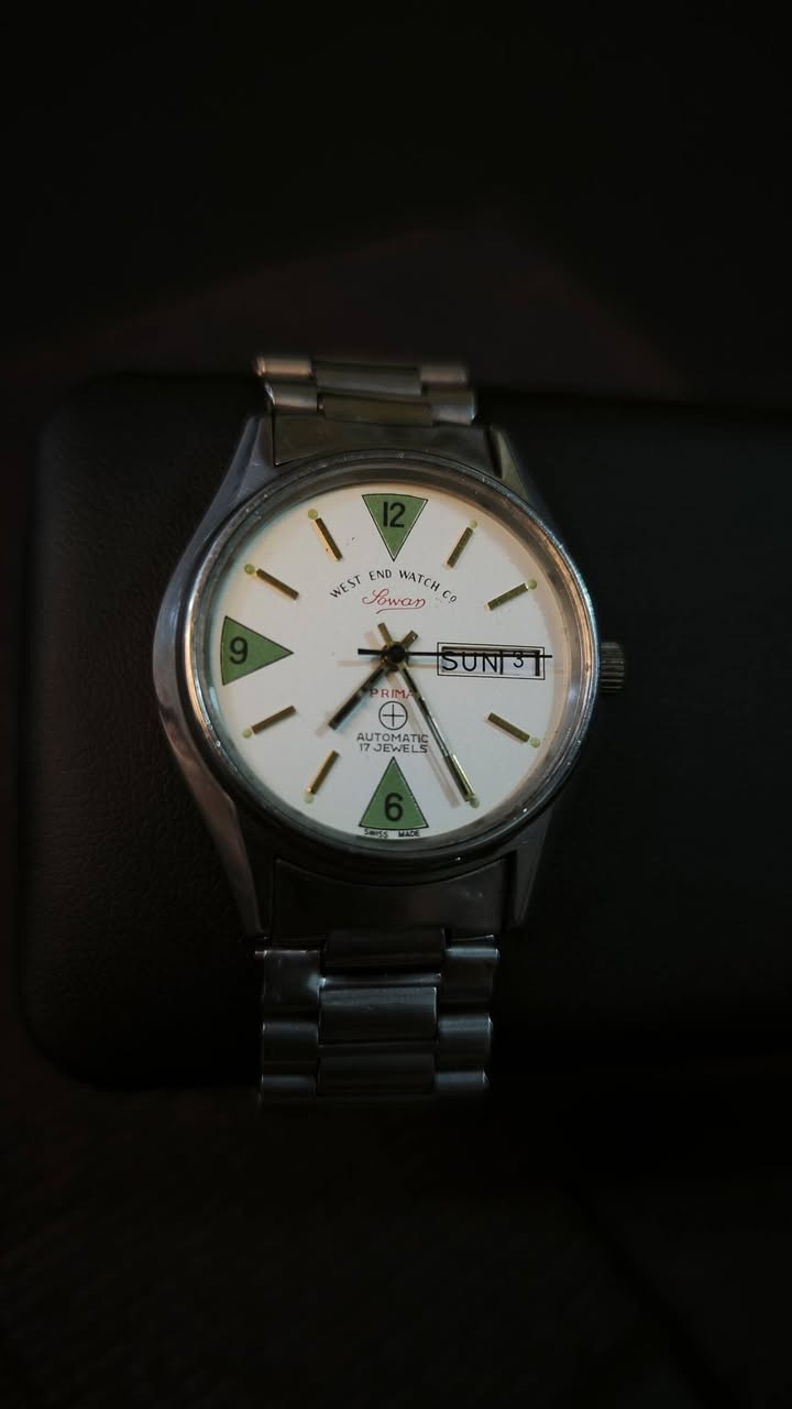 West End Watch Co – Sowar Prima Automatic
ويست اند🔥
ساعة سويسرية أصيلة من زمن الجودة الحقيقية..

– تصميم كلاسيكي أنيق
– حركة أوتوماتيك سويسرية (ماكنة ١٧ حجر)
–ساعة لها تاريخ طويل في الشرق الأوسط، معروفة بالاعتمادية والدقة.

متوفرة الآن قطعة واحدة، بسعر جدًا مُناسب

للطلب والإستفسار:
تواصلوا ويانا على الخاص
أو على الرقم: ***********
او على التليجرام: 
@drwatchee
