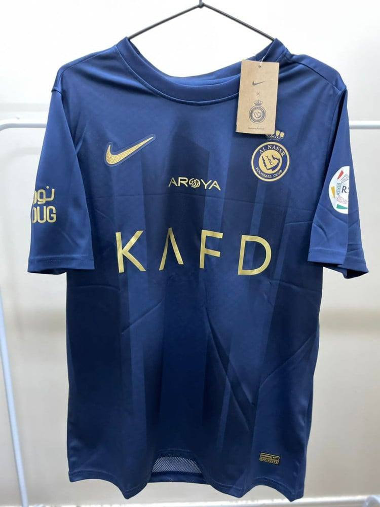 توصيل لكل لمحافضات 💚
متوفر دريسات فول ماركه 
واتساب ‏‪***********‬‏
او خاص
