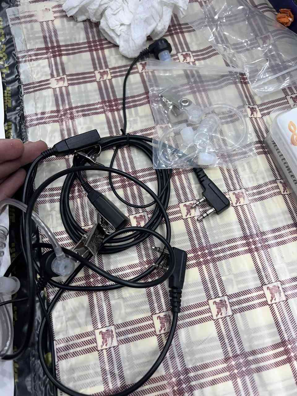 سماعه ب هاي شكل  يمكن مال  جيهاز لا سلكي    ب ٥ الف


**إذا كنت صاحب هذا الإعلان وتريد حذفه لأي سبب، رجاءا أرسل رسالة إلى الدعم الفني**