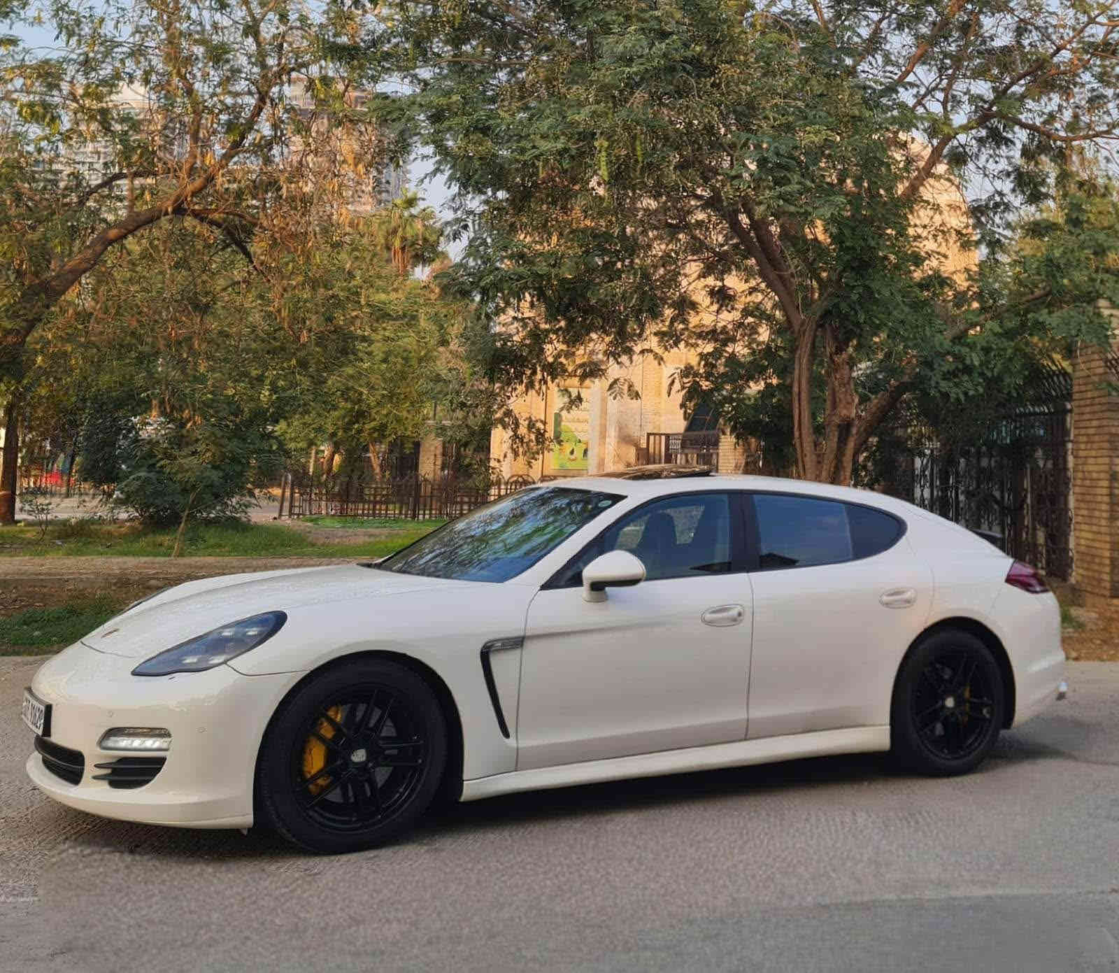 السلام عليكم

بورش بنميرا 2012

محرك 6 سلندر 3600 

السرعه 300 💪

رقم اربيل سنويه وهزه ورقم جديد

فول مواصفات

سلايد فتحه سقف

شاشه

كامره خلفيه

هاند بريك بصمه

اوتو ستوب

تحكمات ستيرن

شفتات ستيرن

سستم صوت Boos

داخل قرميدي لونه

كشنات جلد 

كشنات كهرباء

تدفئه كشنات

خزن ميموري

المري قلاب

3 قطع تبريد

سبايدر كهرباء 

جنطه كهرباء 

حساسات  امامي خلفي 360 درجه 

فجوج برمبو 8 بستم 

لايت عدسه متحرك 

لايتات محدث شكل جديد

زراك لايت

بك لايت محدث شكل جديد ومتغير

كزوز صوت كلش حلو

ويل كب 20 تو سايز

تخم تاير جديد 

اي كلوب بالدشبول ممشتغل 

سياره عدته بالصندوك وكتلوكاته كامله

((سياره بدون صبغ وعندي سونار بيه ))

مكان السياره المنصور او الغزاليه 

للاستفسار (***********) بغداد, العراق
