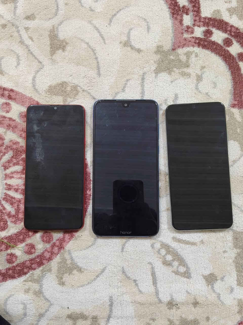 السلام عليكم
ثلاث تليفونات،  النوعية: 
1 Honor 8X Max هونر 8 اكس ماكس،  
2 Huawei Y9S  انباع ⭕
3 Galaxy A20s جلكسي اي 20 اس، 
_________________________________________

تلفونات مال بيت ♕
نضيفات غير مستبدل بيهن شيء (اجهزه ما مفتوحه وقطع بلادية) 

سعر الهاتف الواحد 75 الف دينار
تاخذهن كلهن ب 215 الف دينار 

المكان واسط حي الحكيم مقابيل المخازن الغذائية ⭕

للتواصل على الخاص
 او الاتصال على رقم الهاتف *********** او واتساب

