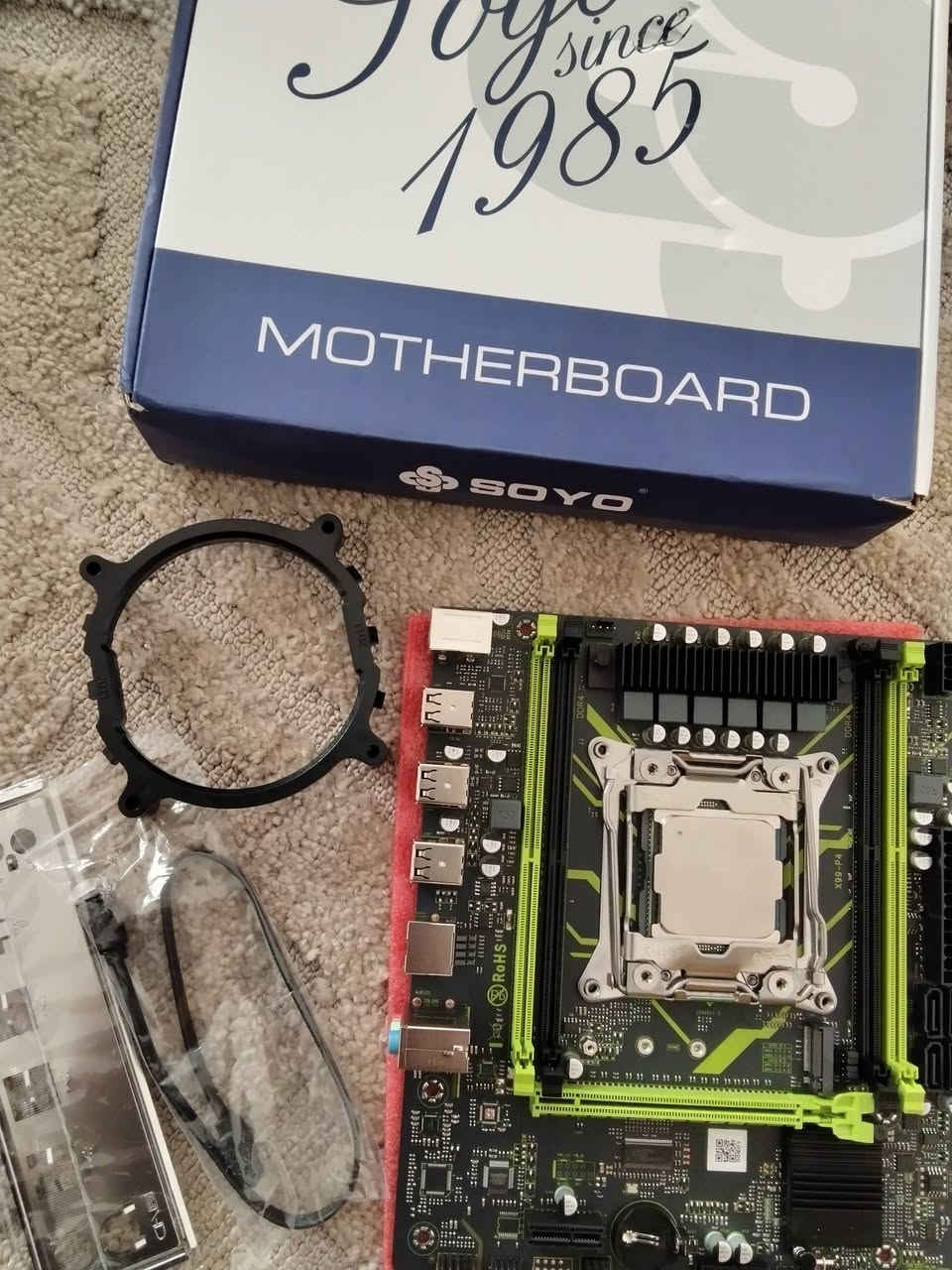 سلام عليكم 
رامات DDR4 حجم القطعة 16GB التردد 2133 سعر القطعة ٤٥
مذربورد مع معالج السعر ٣٥ 
مذربورد مع معالج مع رام DDR4 حجم 16GB تردد 2133 السعر ٩٠
كيبل رايزر كارت شاشة الجيل الرابع السعر  ٢٠
كيبل ريزر كارت شاشة الجيل الخامس السعر ٢٥


**إذا كنت صاحب هذا الإعلان وتريد حذفه لأي سبب، رجاءا أرسل رسالة إلى الدعم الفني**