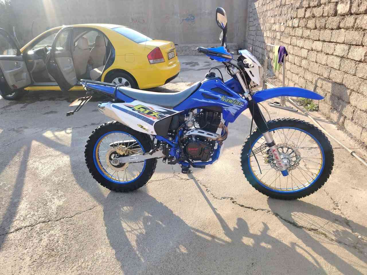 سلام عليكم ماطور غفاز 2025 كلو شرط محرك ما مفتوح 250cc كامل المطور يرهم مراوس  وتنطي فرق حسب المكان كياره نفسها ***********
