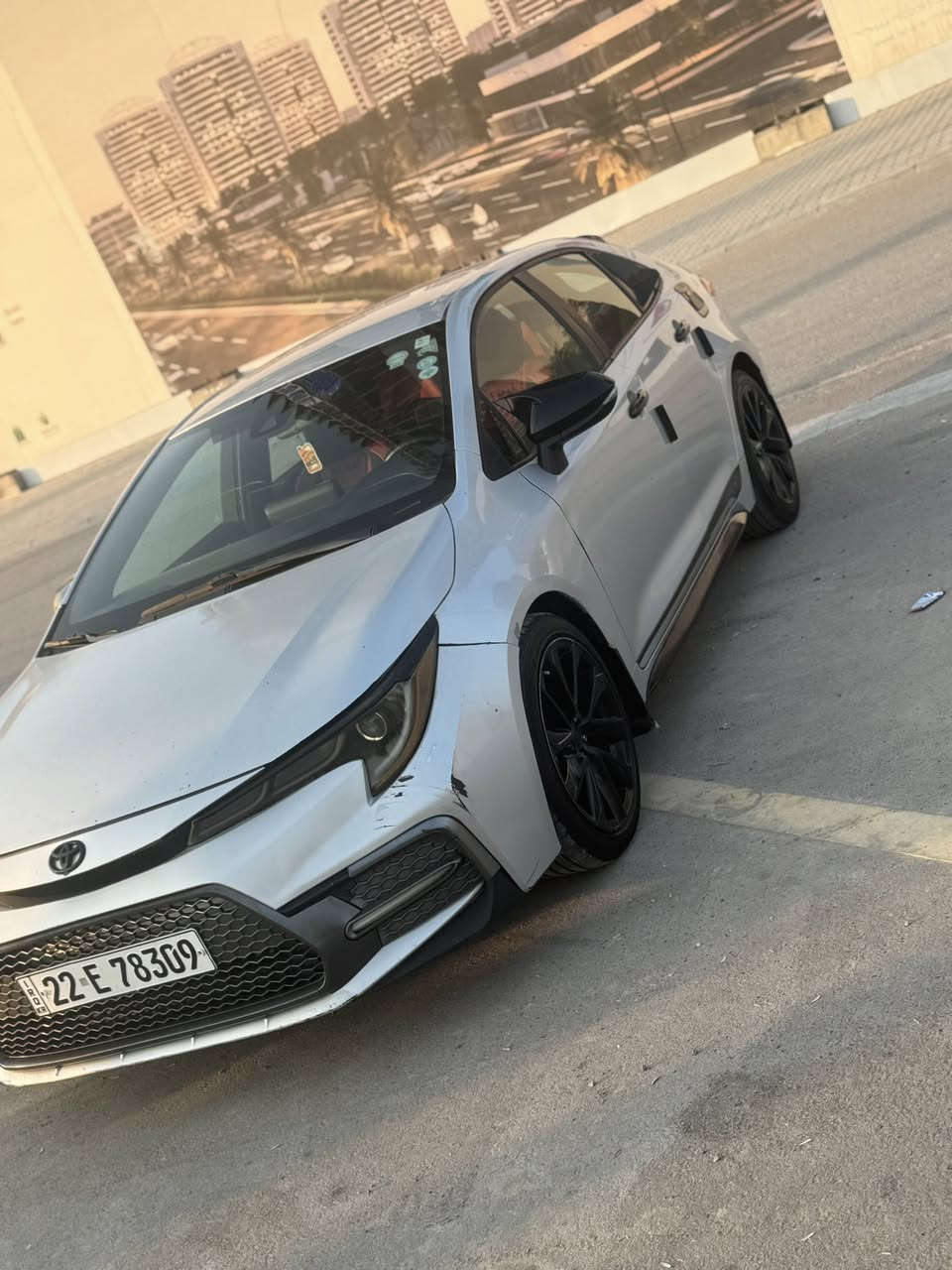 السلام عليكم
كورلا وارد أمريكي 
موديل 2020
رقم أربيل تحويل وكاله بشرط 
السياره بيه 3قطع صبغ بدون دواخل بدون ايرباك 
كير محرك كله بشرط 
مواصفات seسبورت 
تحكم سترين 
شاشه كأمره 
رادر امامي خلفي 
قياده ذاتيه 
سبورت 
العنوان بغداد الغزاليه 
السعر 135بيه مجال 
الاتصال ***********
