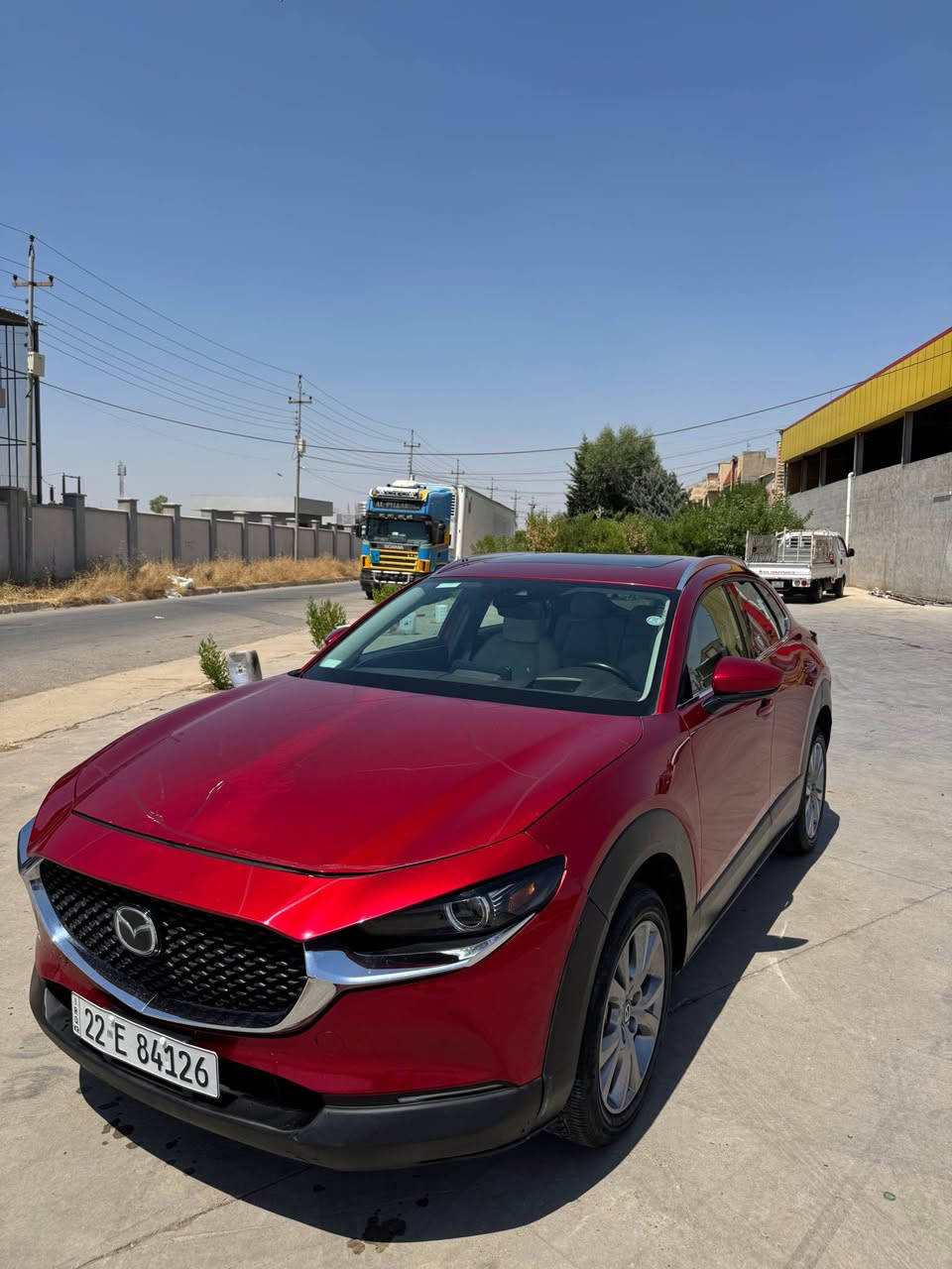 Mazda cx30 2021 ( *********** )
مازدا cx30 مۆدێل 2021 
فول مواسەفات 
مەکینە مەرغوب 2.5 بێ تۆربۆ بەهەمو بەنزینێك دەروات و کێشەی نیە

کوشن جلد و هیتەر ناو سپی دەش بول مارۆنی و رەش 

رەنگی مارۆنی 

سبوغ یەك پارچە ی هەیە بۆنیتی لەگەڵ جەمپێکی خەفیفی دواوە وێنەی حادیسەکەم داناوە

سەیارەکە جاهیزەو بێکێشەیە بەناوی خۆمە یەك دەستە لە 16،000 km لەلای خۆمە 
ئێستاش 64.000 mil رۆیشتوە سەنەویشی تاکو 2028 نوێیە

نرخی 159مەعامەلە
رەقەم شانسی(3MVDMADL7MIM318795) أربيل, العراق
