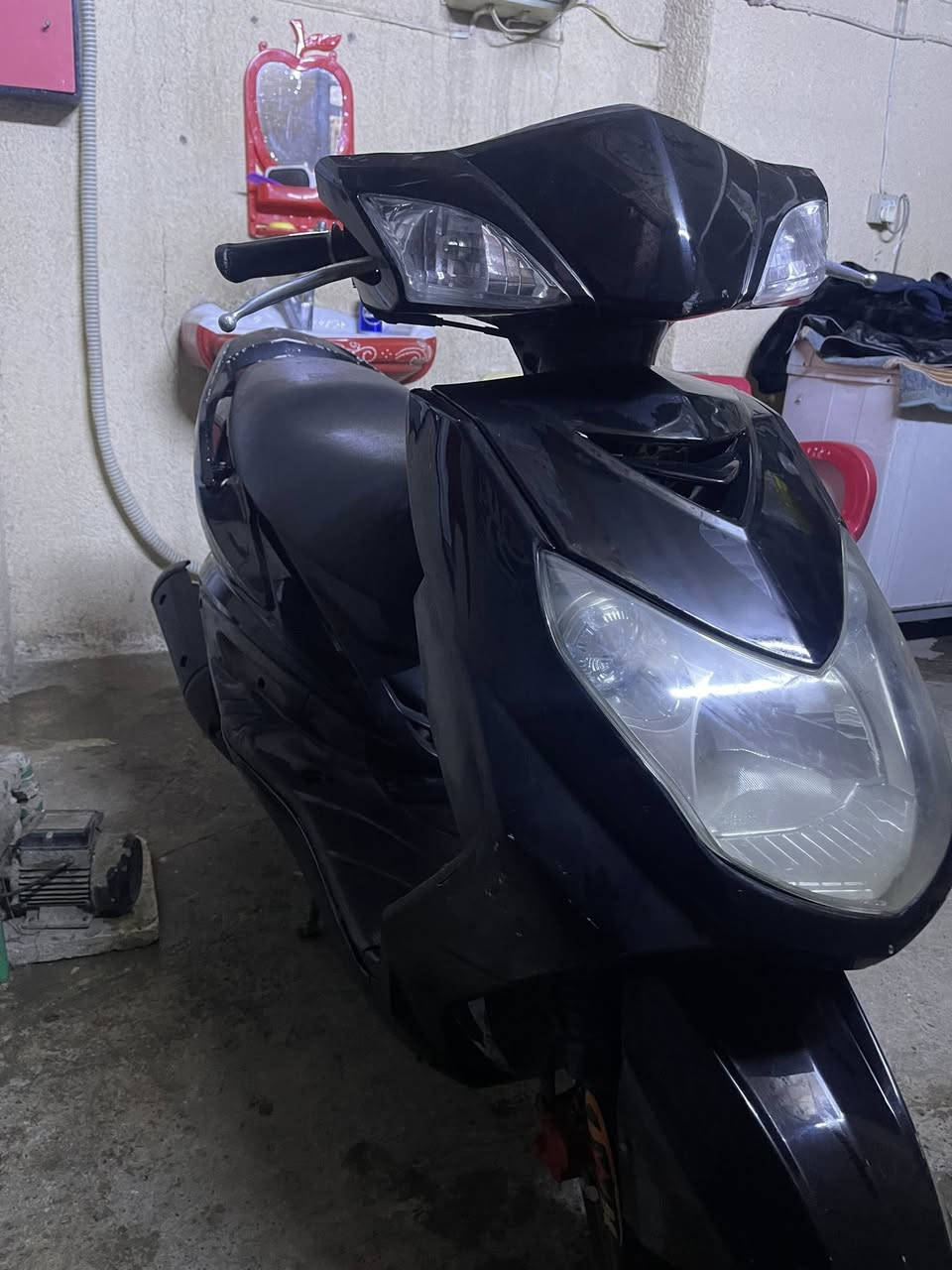 سكنس فحل جديد رمبه كبريتر مكينه ناعمه شلعه معدل ربع نكره كفرات اصليه مكفوله اي نقص جيب فيتر وفحص السعر 650  العنوان بغداد شارع سته قراب مستشفى الكرامة***********
