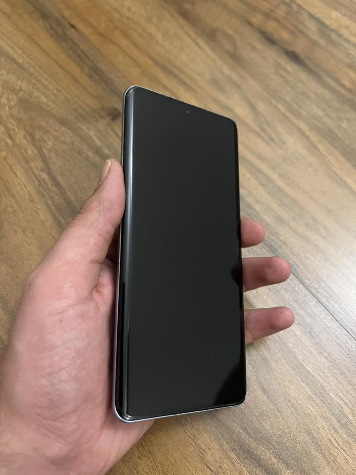 السلام عليكم شاومي mi12 pro ذاكره 256 عشوائيه 12 جهاز نظافه 95‎%‎ للبيع مكاني بغداد السعر 350 الف تواصل على الرقم *********** واتساب اتصال
