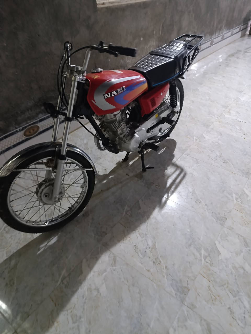 سلام عليكم دراجه للبيع  رقم وسنويه   اتصل ***********
