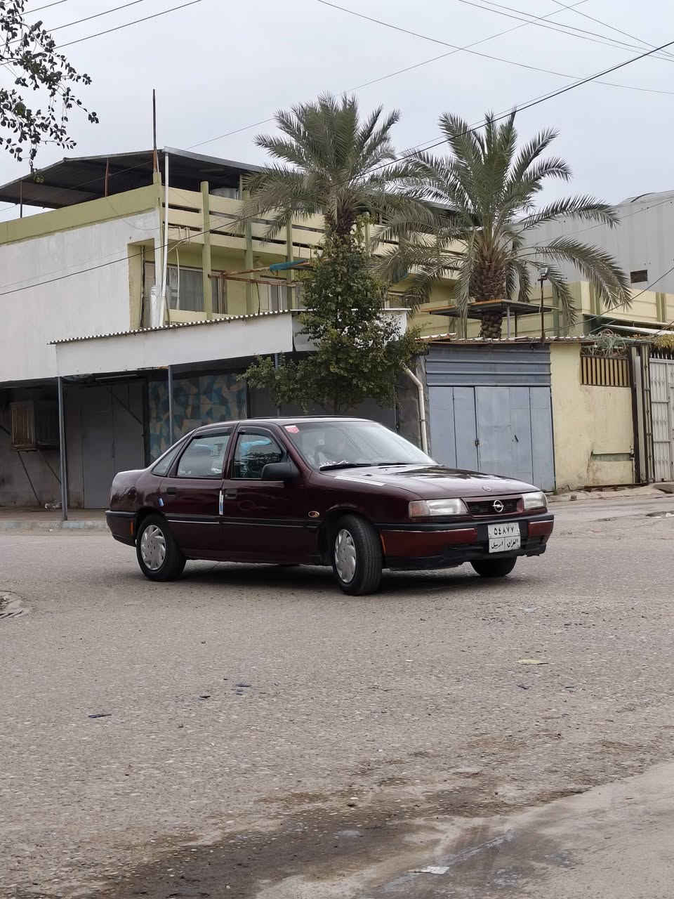 سلام عليكم اوبل فكتر موديل ٩١ محرك ١٦ شرط دفتر بنزين كهربائية كل شغال ٤تايرات جديد ضربة مابي معجون مابي صبخ جمالي مكان كركوك رقم موبايل ***********
