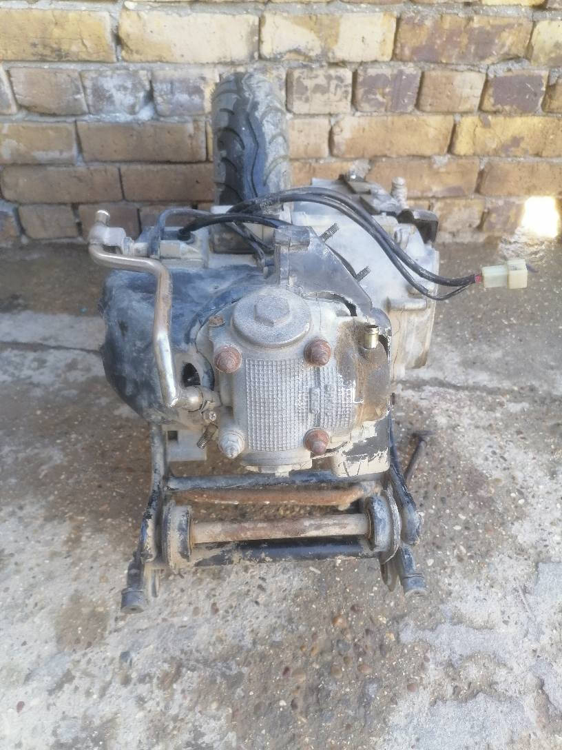 السلام عليكم
مكينه ماكس عدله للبيع بوشتها 49 بلاد ما مفتوحه 
يرادلها تجفيت فقك بيها كلج رياضي بلاد رايدها ب 80 الف ابيع كوم حديد اي ستفسار اخر *********** مكان حله ابو خستاوي
