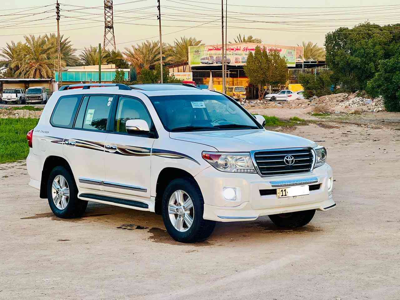 السعر 288  الاتصال ***********
لاندكروز موديل 2013 رقم بغداد بسمي  دولي سنويه وهزه مجدده مشروع وطني مداور بئي وقت حاظر

ملاحظه بيه قطعتين صبغ بدون دواخل ولامعجون شرط تفحص سونار وين ميعجبك 

بريم فول مواصفات 1ع1 اعله فئه
  محرك 6سلند وضع الشركه مامفتوح 

مكينه وكير وحداديه جدد تخم تاير كهربائيات كله شغاله تبريد ثلج سياره مال جناي وترايه كلش حلو برغي ماعايزه

مكانه #نجف
