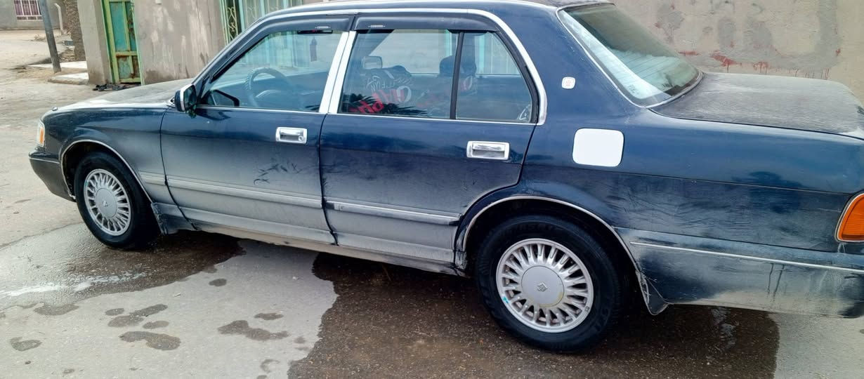 #ـــــــــــــــــــــــــــــــــــــــــــــــللبيع
سلام عليكم اخوانــــــــــــ / أقره كلشي قبل لا تخابر فضلاً 
سياره أرنب طويل مديل 95 رقم بغداد مشروع وطني أنكليزي دولي بسمي تحويل ثاني يوم جاهزه مكينه وكير وحداديه مكفوله من العيب الشرعي غرفه نضيفه بيه ضربه شبر مربع مدكر الخلفي مكان السياره ناصريه سوك الشيوخ سعر 75 وبيه مجال رقمي (***********) للي مهتم يدلل
