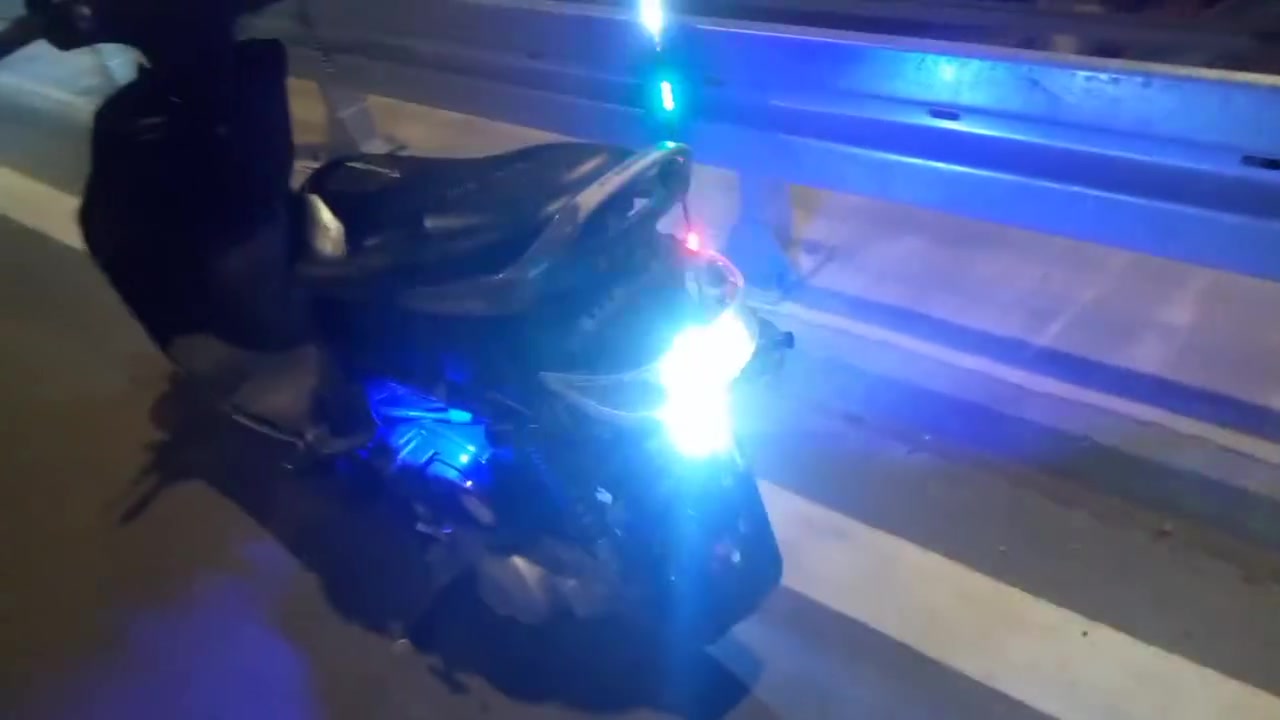 البيع فراشه نضيفه محرك حاويه مكان نجف يم ملعب النجف الدولي ٤٠٠وبيهه مجال


**إذا كنت صاحب هذا الإعلان وتريد حذفه لأي سبب، رجاءا أرسل رسالة إلى الدعم الفني**