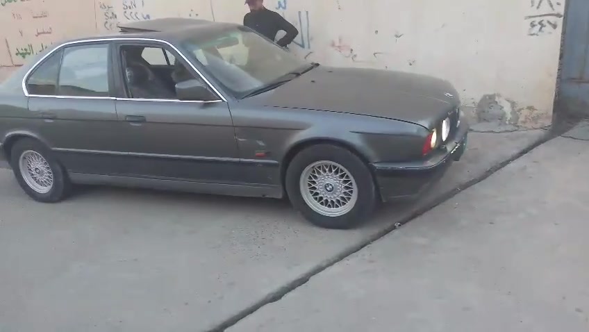 سلام عليكم سيارة بي ام 530 موديل 1991 رقم نينوئ فحص شرط التحويل كير ومحرك شرط طخم تاير جديد صدر نص عمر داخل جلد كهربائيات شرط للبيع السعر 30 بيه مجال قليل الشراي يتصل على الرقم ***********

مكان السياره الشرقاط
