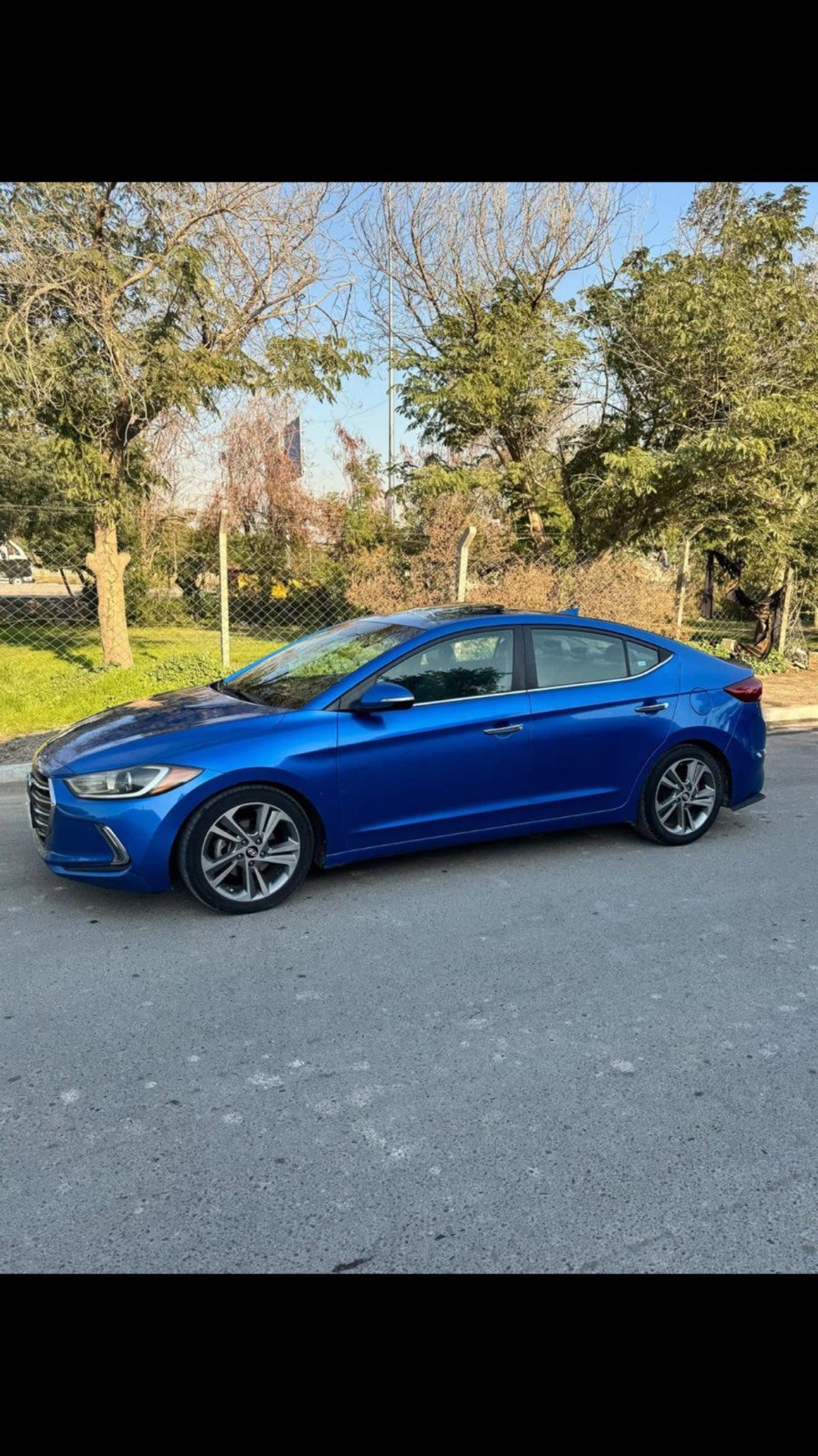 سلام عليكم موديل الانترا      ١٧ ازرق جويتي وارد امريكي حادث موضح سونار صور جاملغين تبديل اصلي صبغ بنيد نص جاملغ خلفي كله واضح داخل سونار باقي سيارة مكفوله فول موصفات بصمه شاشه كبيره فتحه فول تحكم كشنات تدفه جلد رقم بغداد بسمي كير مكينه مكفول جديده سياره مابيها اي نقص بل عافيه عل ياخذها  السعر  125وبيها مجال للشراي بغداد الكماليه رقم ‭٠٧٨١ ١٣٦ ٨٨٤٧