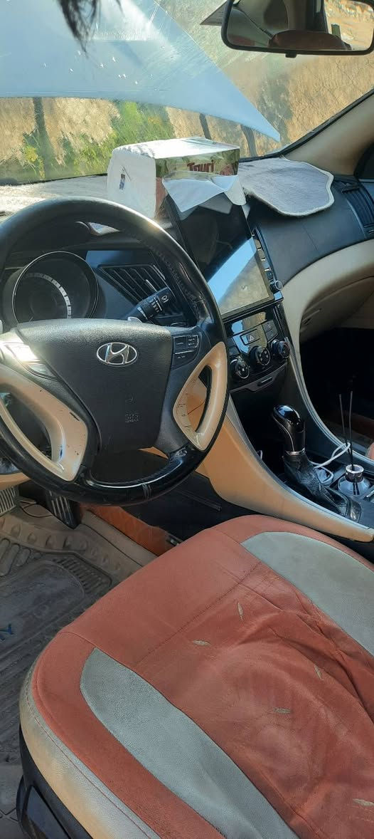 سوناتا 2013 خليجي بانرومه فول عده البصمه مداور ثاني يوم بسمي سونارها كدامك السعر ١٣٥ وبيها مجال اتصل على الرقم فقط ***********
