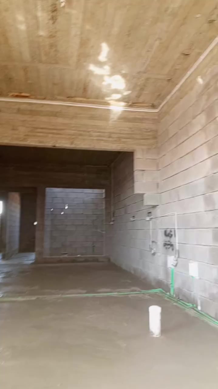 سلام عليكم،،،شغلي،، صب ارضيه مال كاشي،،صب ارضيه ينكعد عليها،،، صب رنبات مال سياره،،صب قسطل،،صب دنك،،صب بيتونه،،صب رصيف،،تدخيل مواد رمل جمنتو  مال كاشي،،،شغلي بسعار مناسبه،،مااخذ منك فلوس الا انت راضي،،رزقي ورزقك على الله،،،،،هاذ كورك،،، ،،،،***********تريد اتصال ،،تريد وات ساب،، هذا نموذج من شغلي
