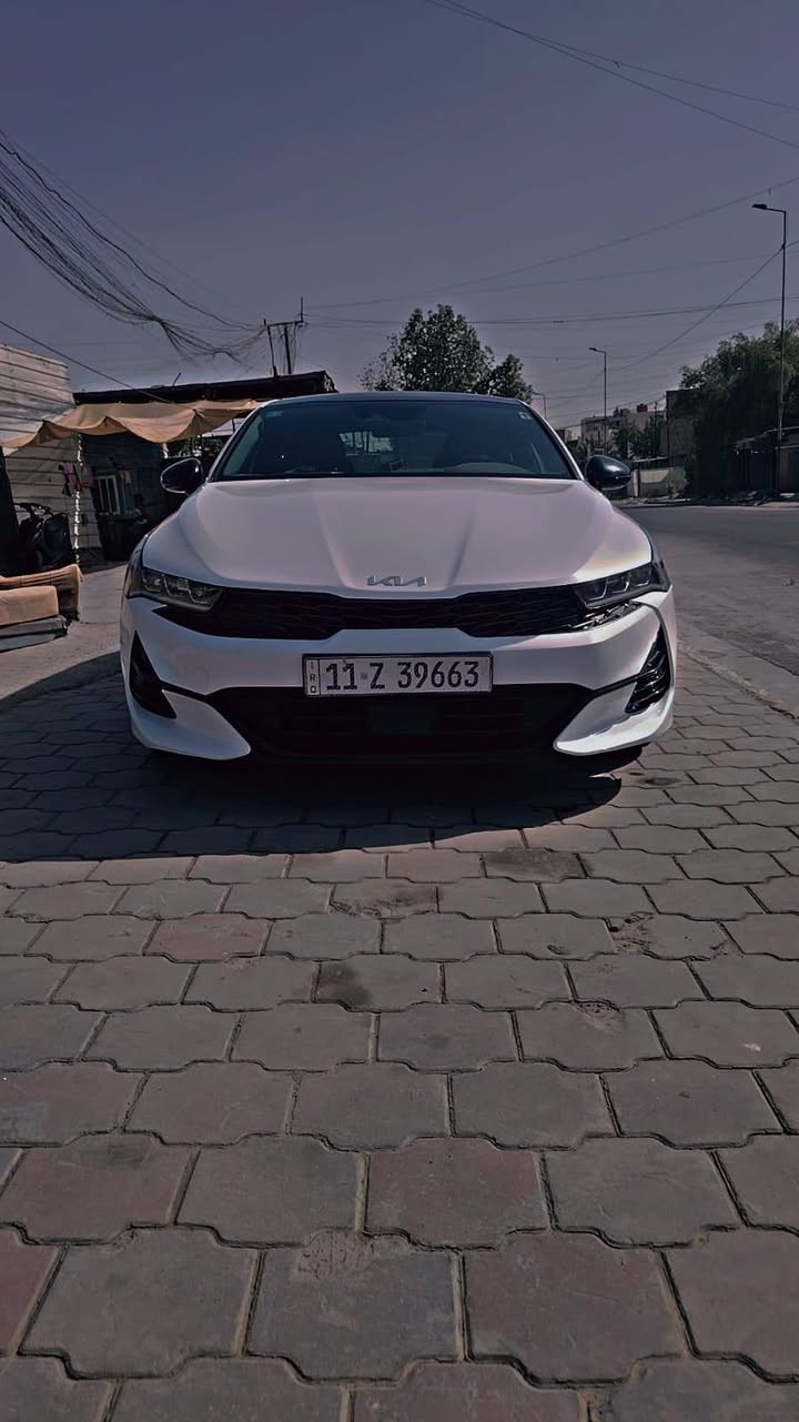 كي فايف جيتي لاين موديل 2024 امريكي
فول موصفات

محرك 1600 تيربو
ماشيه  34. mil 
بانوراما 
‏بصمة تشغيل عن بعد 
‏داخل أحمر 
￼ كشنات جلد
‏ لايت ٣￼عدسات زنون
تحديد مسار 
مانع انزلاغ
رادار امامي
رادار خلفي 
ويل  حجم ١٨
وبعد بيهه هواي موصفات
‏الحادث بنيد مبدل ومصبوغ  
‏ ماشيه 34  mil
سياره مكانه بغداد 
السعر185 
***********
