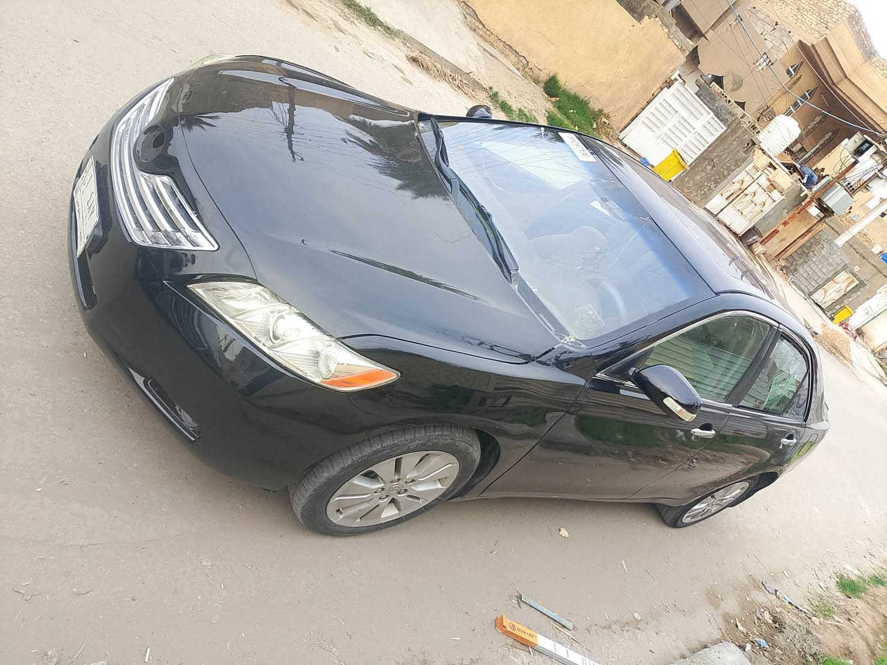 سلام عليكم للبيع او للمراوس كامري موديل 9 رقم نجف مميز ٣ارقام مصبوقه عام جماليه بدون حادث كلها ليبل واحد ماعدا البنيدطاروبدلته محرك سته سلندر فول مواصفات شاشه كبيره كامره فتحه سقف مكان السياره بغداد ابوغريب سعر 105وبيها مجال الشراي يتصل *********** وبيه واتساب شرط الفحص وترايك للبصره
